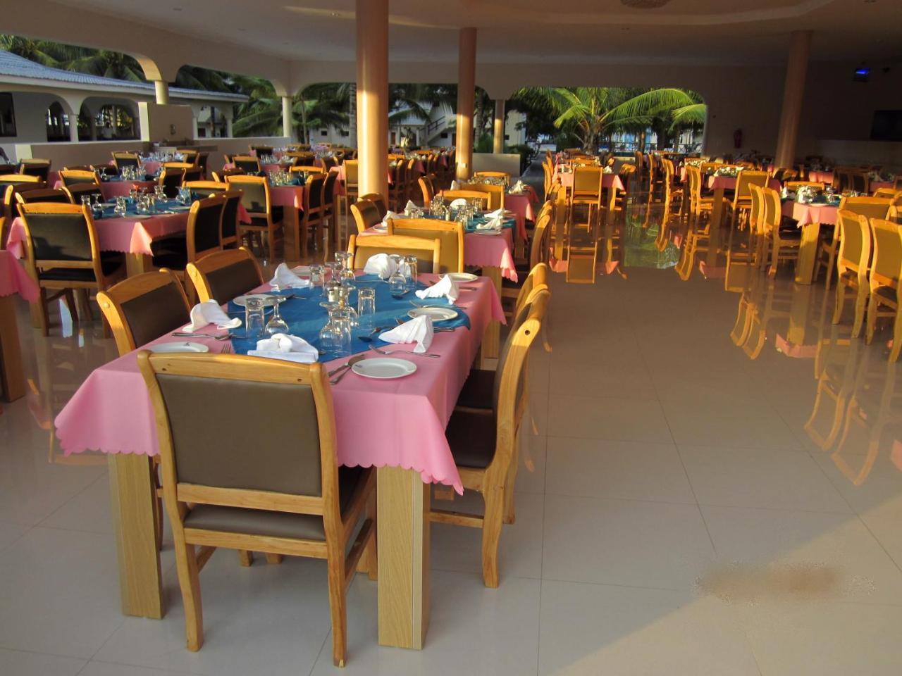 Oceanic Bay Hotel & Resort Bagamoyo Exterior foto